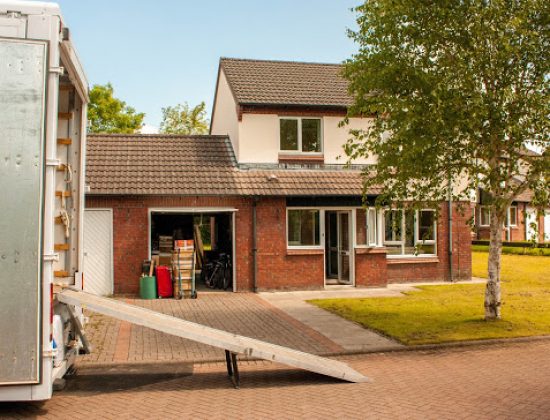 EZ Way Moving & Storage Inc