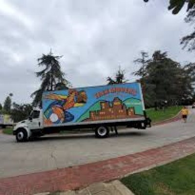 Trek Movers