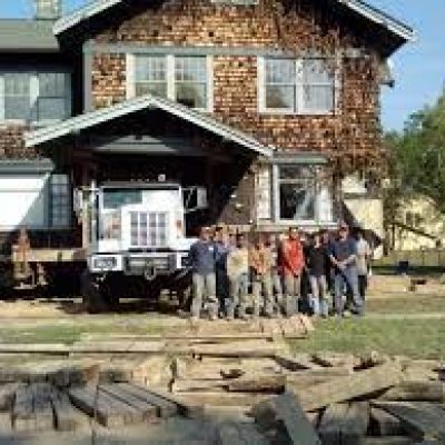 Simmons House Moving