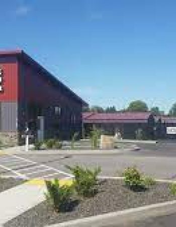 Pines & Trent Storage
