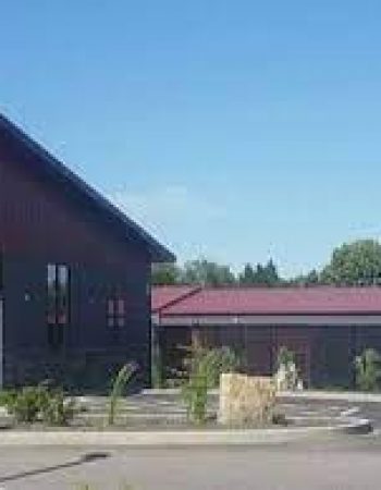 Pines & Trent Storage