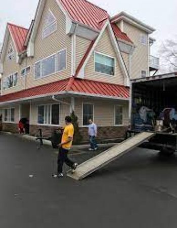 Roche Movers & Storage