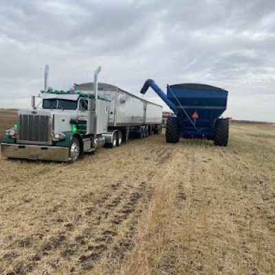 La Cria Trucking