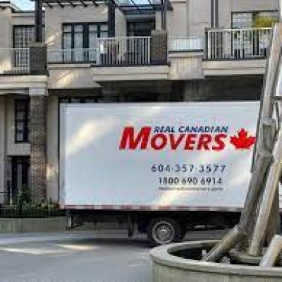 Real Canadian Movers