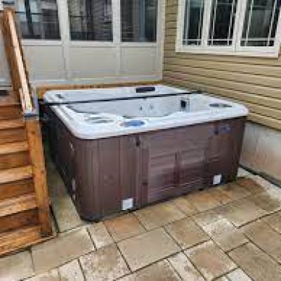 Moncton Xtreme Movers
