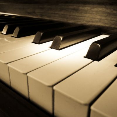 Love’s Pianos