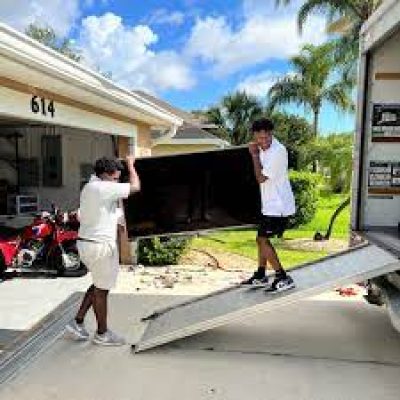 Zoo Helpers Moving