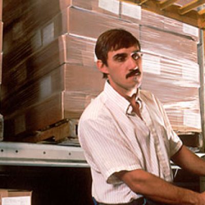 Amazing Movers & Storage Inc