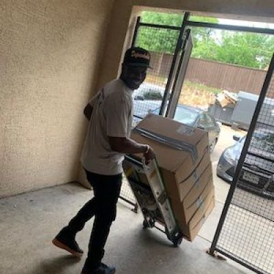 Dependable Dallas Movers and Junk Removal